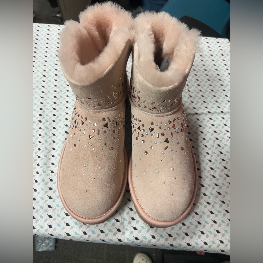 New! UGG Classic Galaxy Mini Bling Boot pink quartz